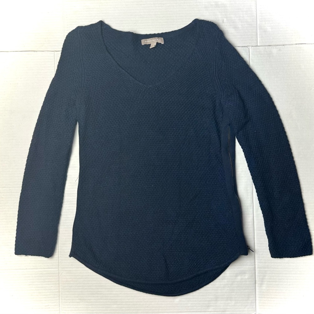 Banana Republic Women’s Small Blue Cable Knit Sweater Side Zip Long Sleeve